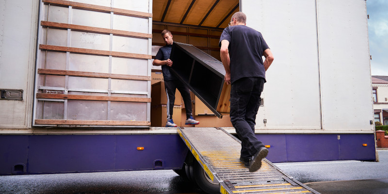 Moving Companies: Tips for Choosing the Right One